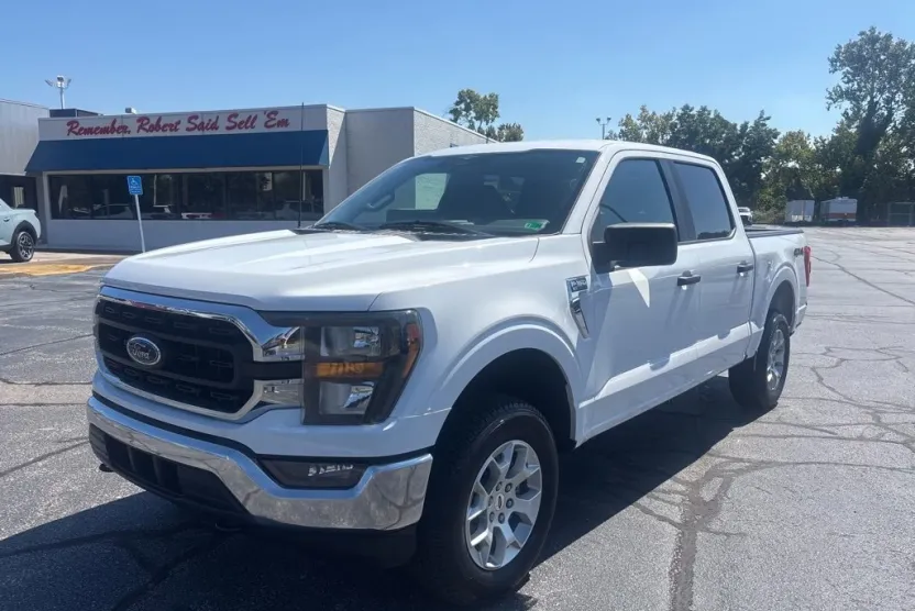 2023 Ford F-150 XL photo 1