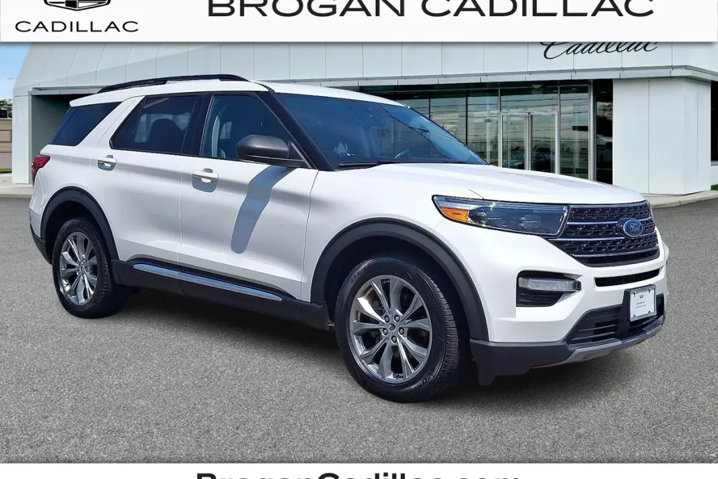 2020 Ford Explorer XLT photo 1
