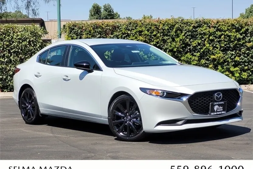 2025 Mazda Mazda3 2.5 Select Sport photo 1