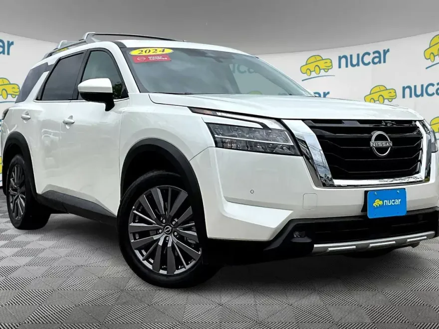 2024 Nissan Pathfinder SL photo 1