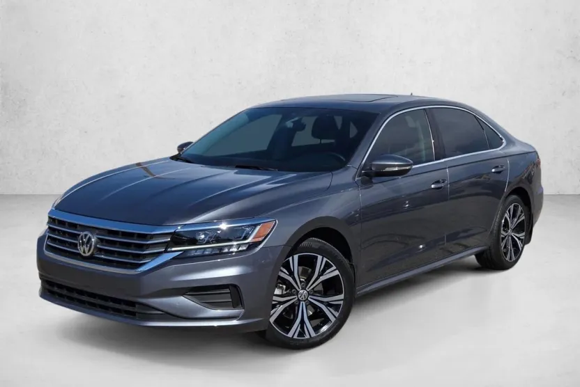 2022 Volkswagen Passat 2.0T SE photo 1
