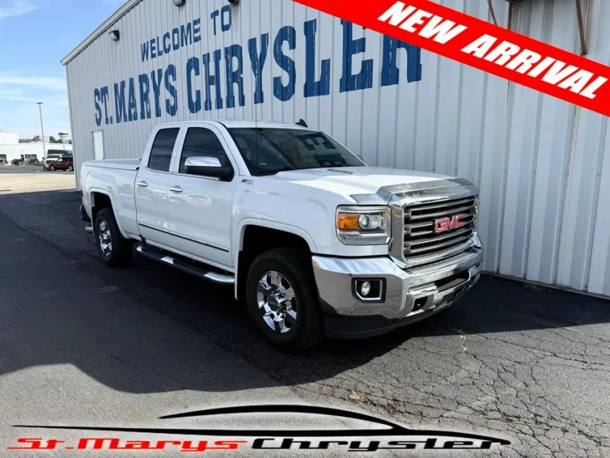 2016 Gmc Sierra SLT photo 1