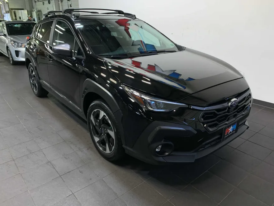 2024 Subaru Crosstrek Limited photo 1
