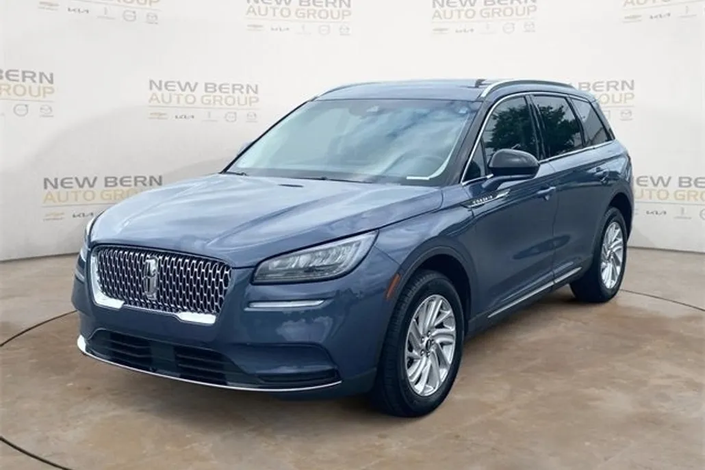 2022 Lincoln Corsair Standard photo 1