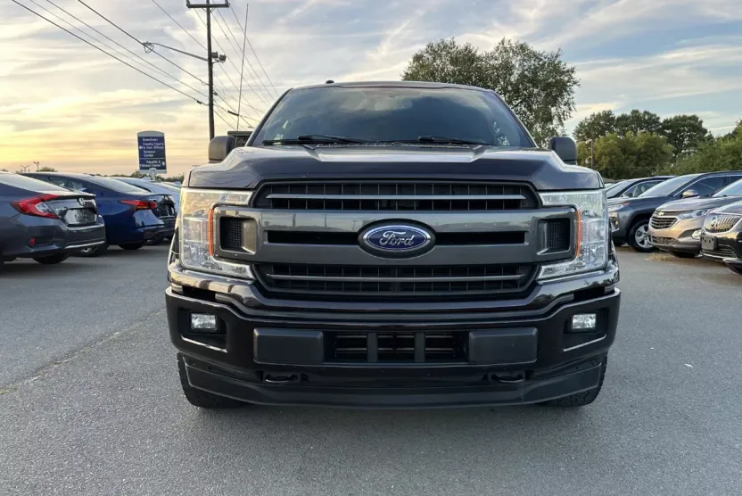 2018 Ford F-150 XLT photo 1