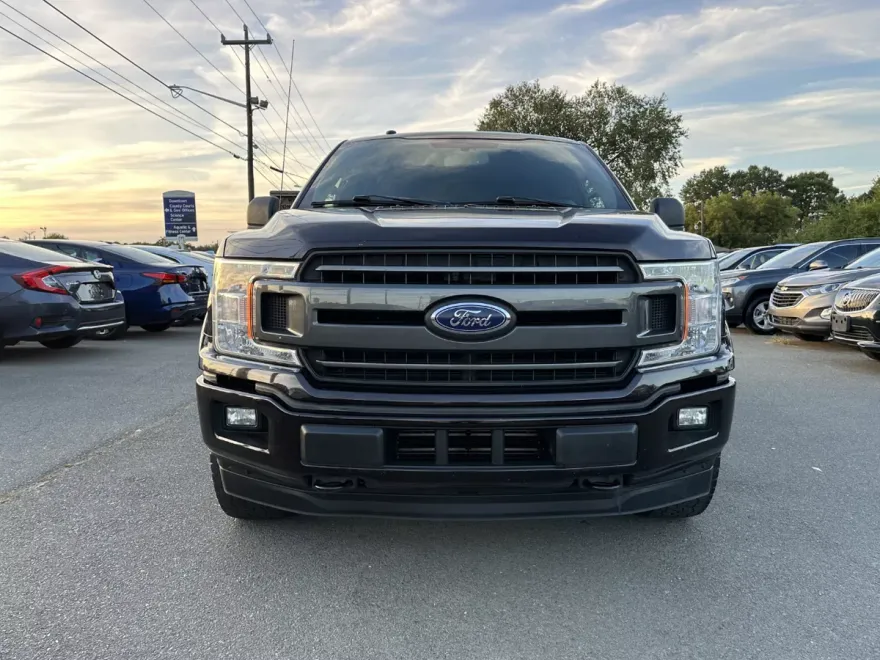 2018 Ford F-150 XLT photo 1