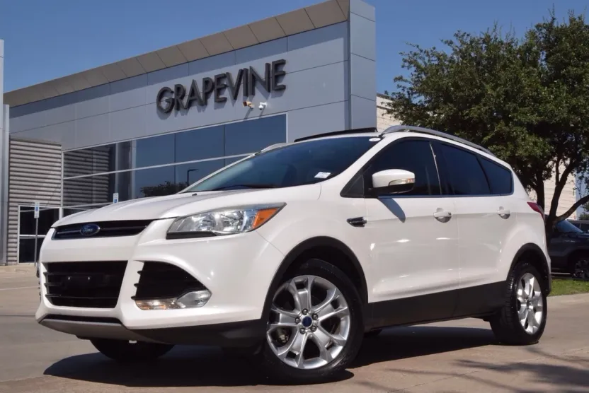 2016 Ford Escape Titanium photo 1
