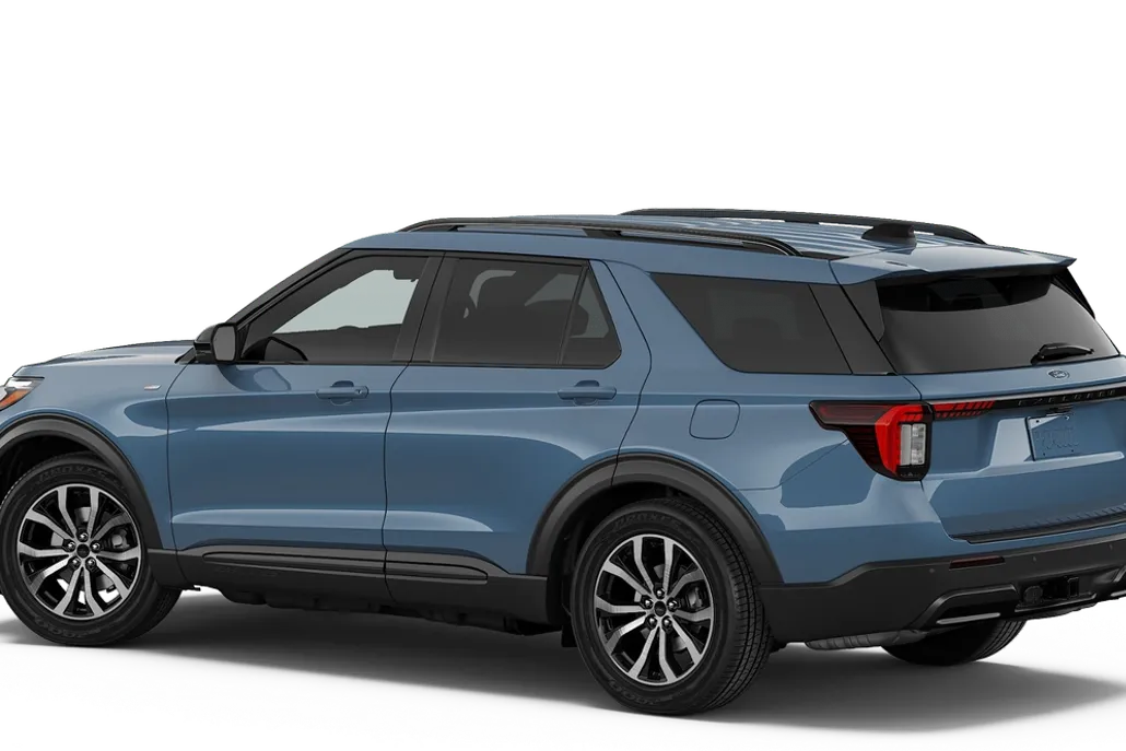 2026 Ford Explorer ST-Line photo 1