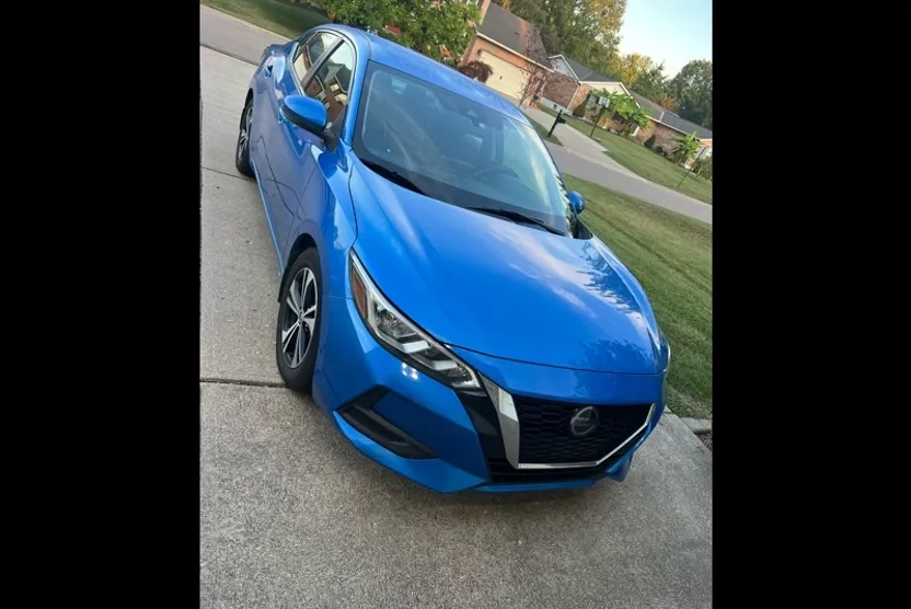 2020 Nissan Sentra SV photo 1