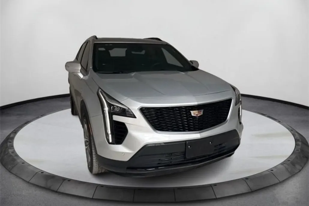 2022 Cadillac XT4 Sport photo 1