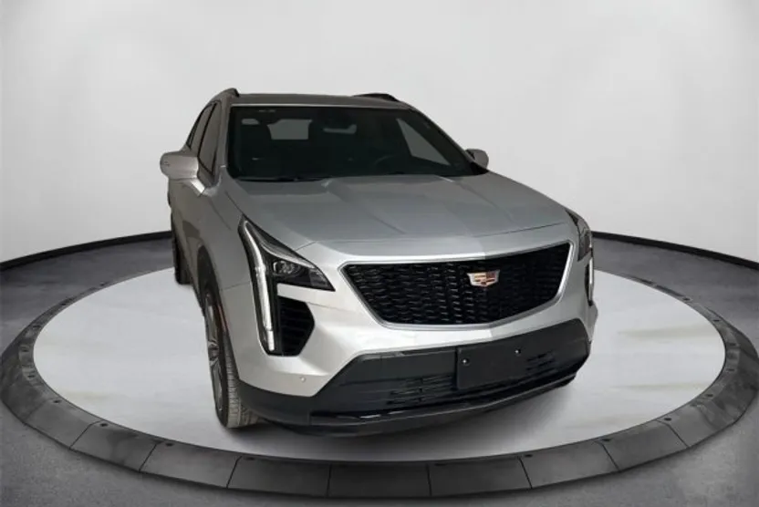 2022 Cadillac XT4 Sport photo 1