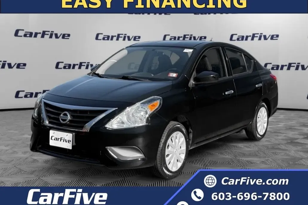 2019 Nissan Versa 1.6 SV photo 1