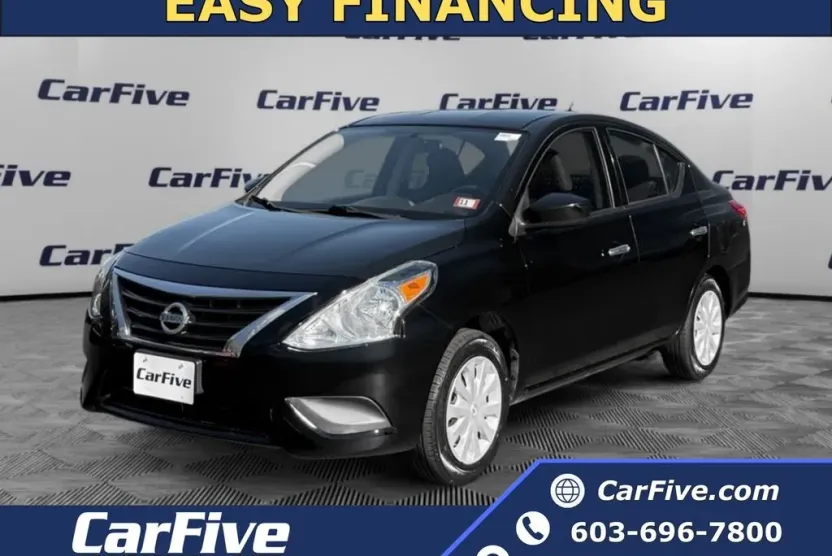 2019 Nissan Versa 1.6 SV photo 1