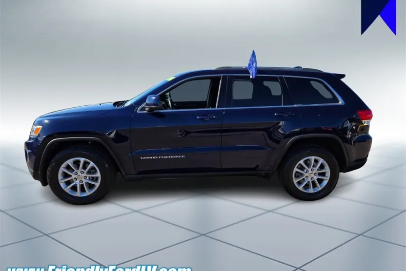 2016 Jeep Grand Cherokee Laredo photo 1
