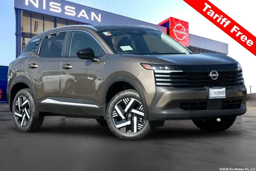 2026 Nissan Kicks SV photo 1