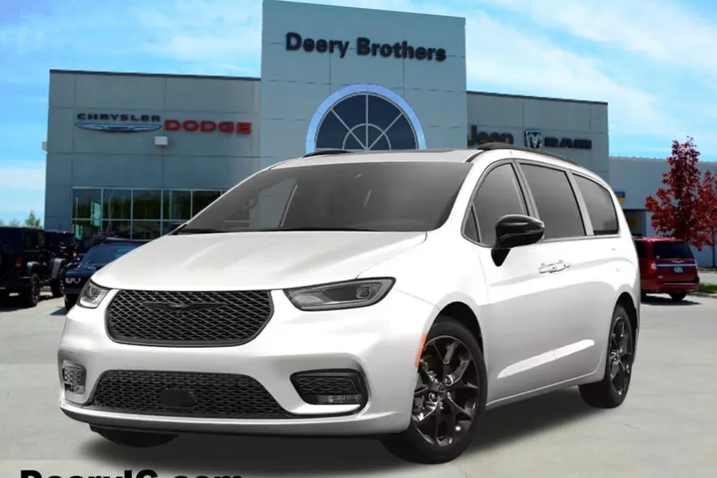 2025 Chrysler Pacifica Limited photo 1