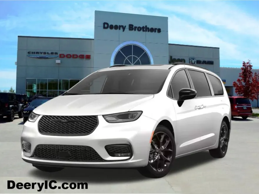 2025 Chrysler Pacifica Limited photo 1