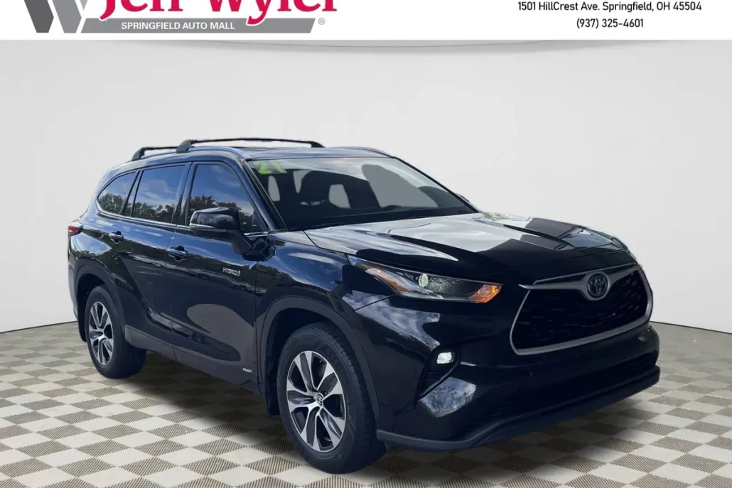 2021 Toyota Highlander Hybrid XLE photo 1