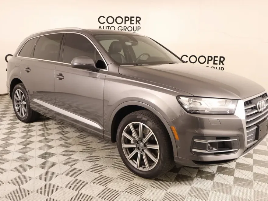 2019 Audi Q7 55 Prestige photo 1
