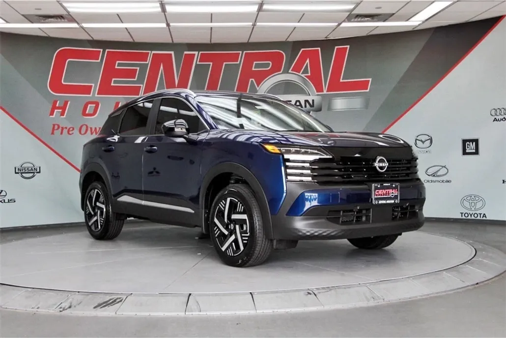 2026 Nissan Kicks SV photo 1