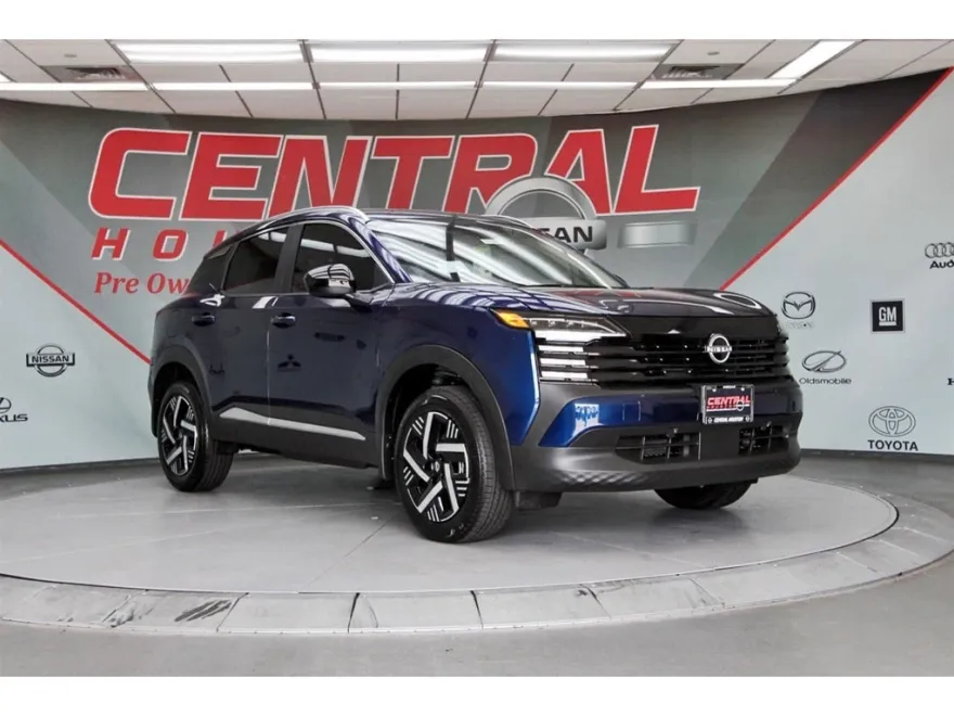 2026 Nissan Kicks SV photo 1