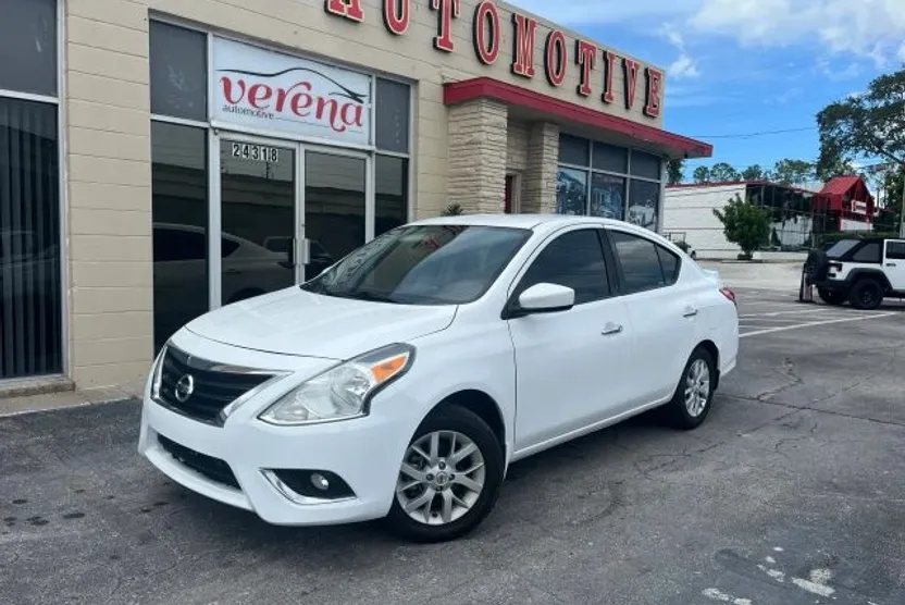 2019 Nissan Versa SV Sedan photo 1