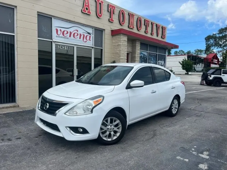 2019 Nissan Versa SV Sedan photo 1
