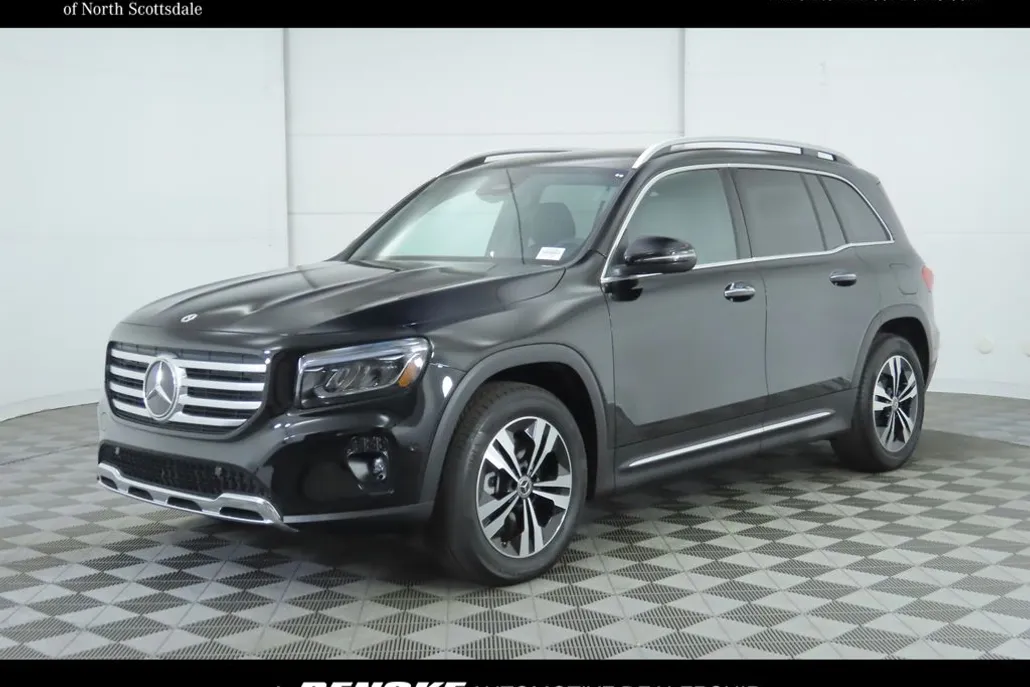 2025 Mercedes Benz GLB 250 photo 1