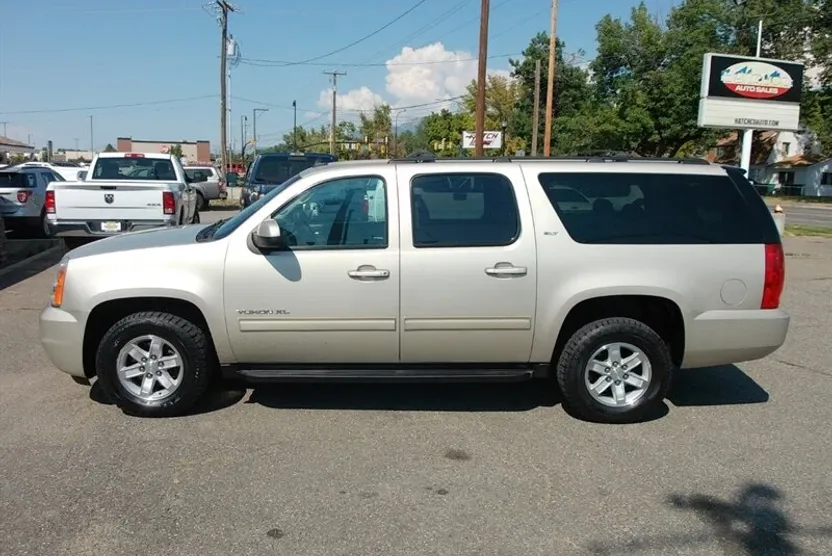 2013 Gmc Yukon XL SLT photo 1