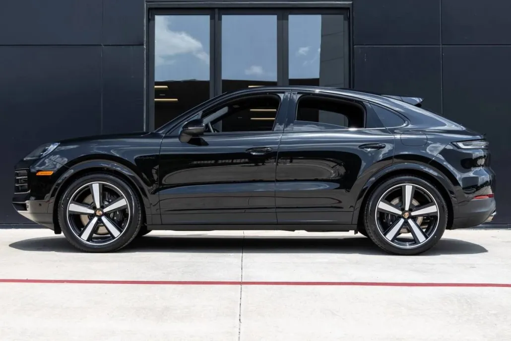 2025 Porsche Cayenne E-Hybrid Coupe photo 1
