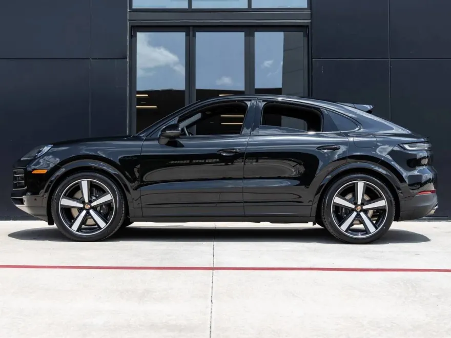 2025 Porsche Cayenne E-Hybrid Coupe photo 1