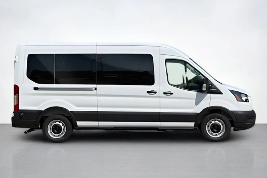 2025 Ford Transit photo 1
