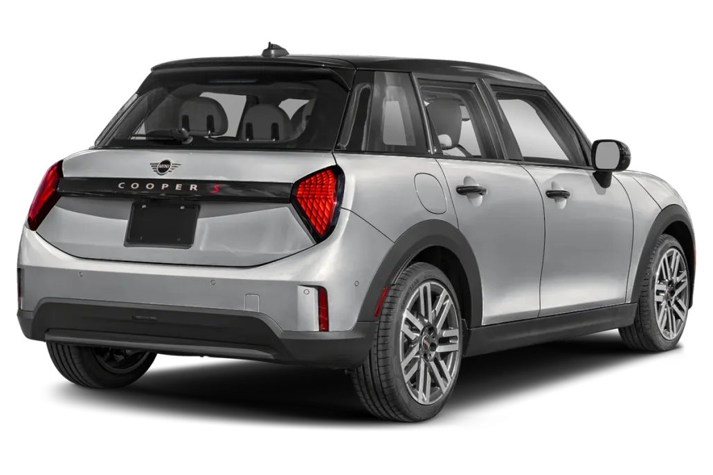 2026 Mini Cooper 4 Door Hardtop Signature photo 1