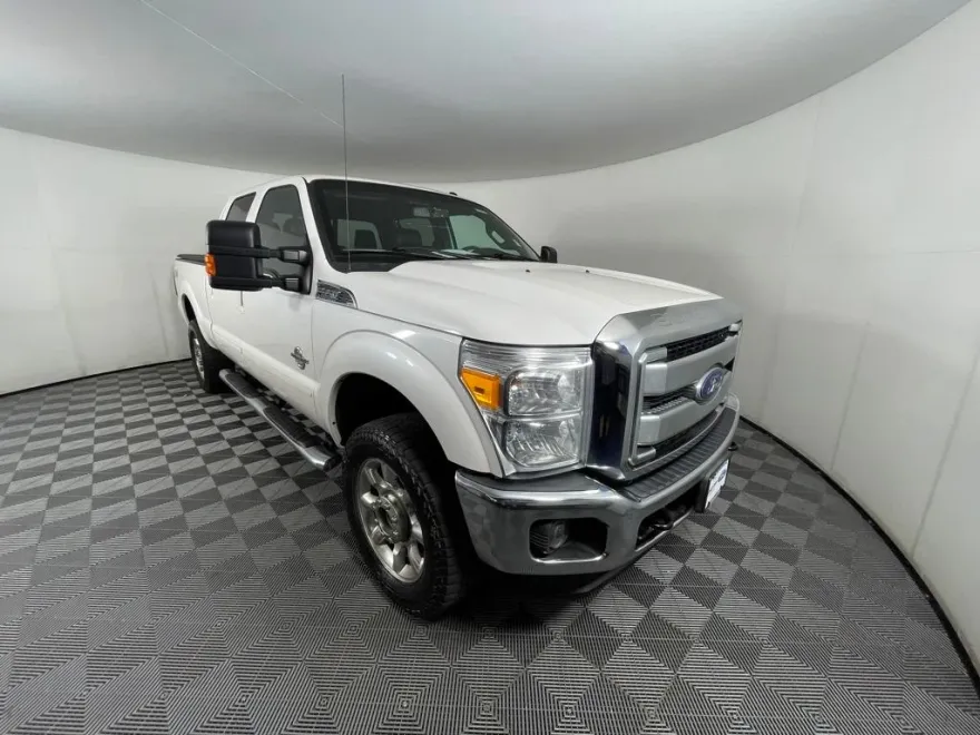 2016 Ford F-350 Lariat photo 1