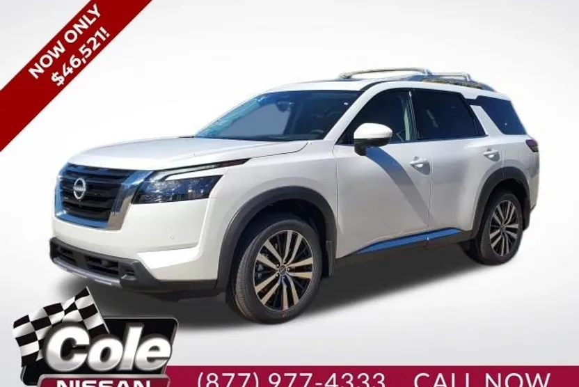 2025 Nissan Pathfinder Platinum photo 1