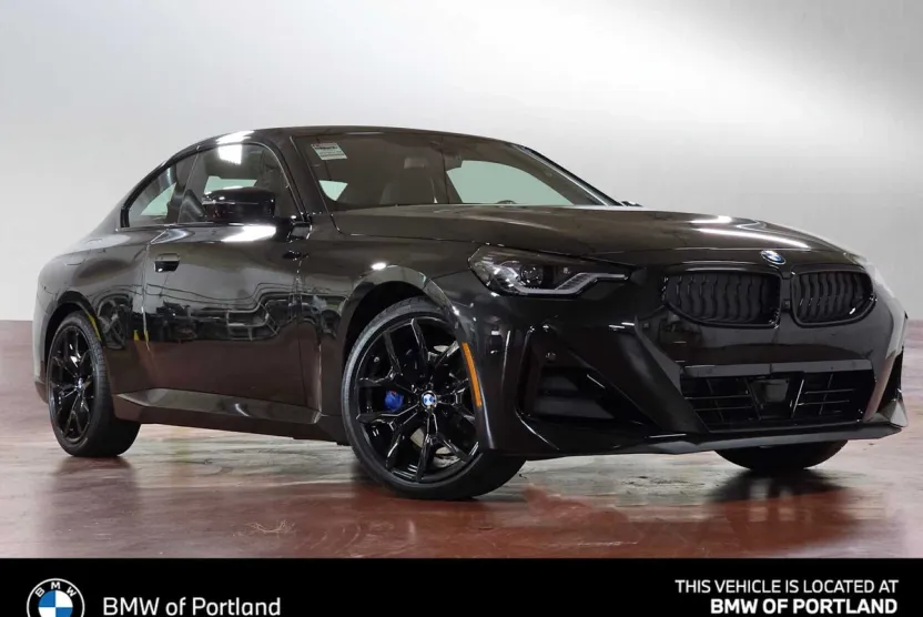 2025 Bmw 230i xDrive photo 1