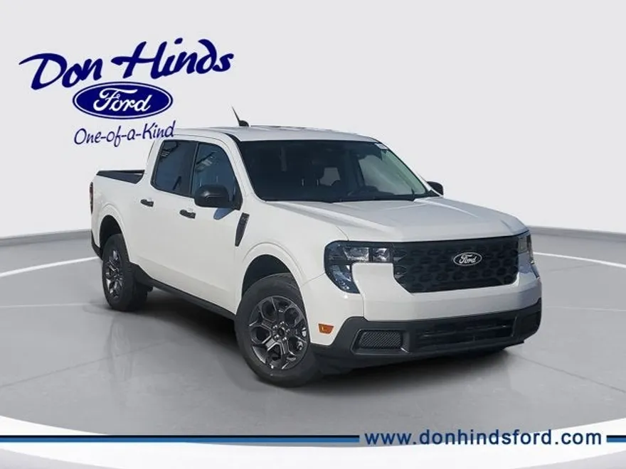 2025 Ford Maverick XLT photo 1