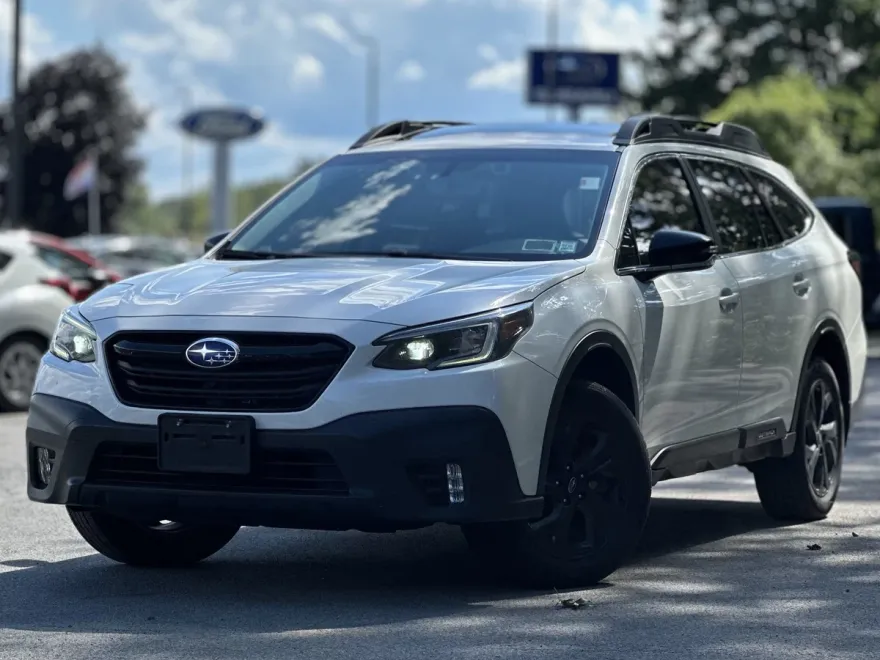 2020 Subaru Outback Onyx Edition XT photo 1