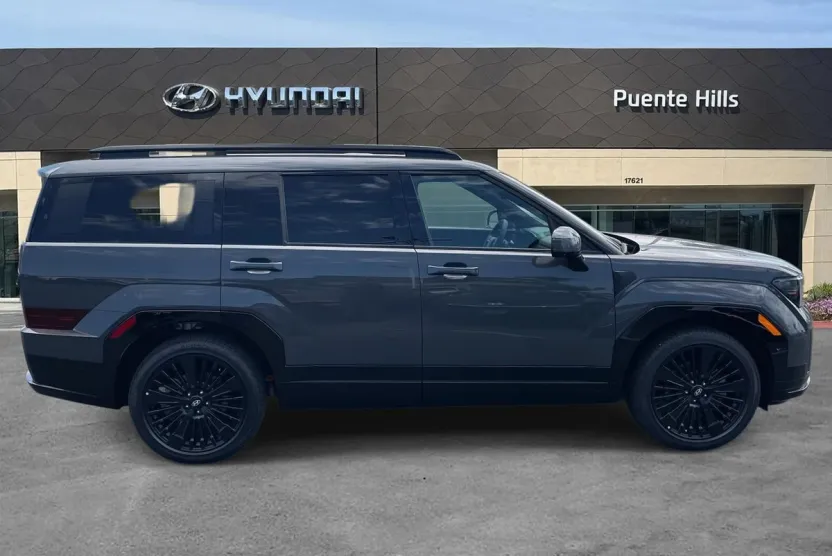 2025 Hyundai Santa Fe Calligraphy photo 1
