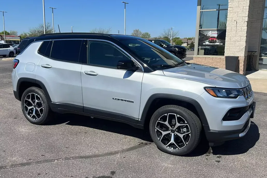 2025 Jeep Compass Limited photo 1