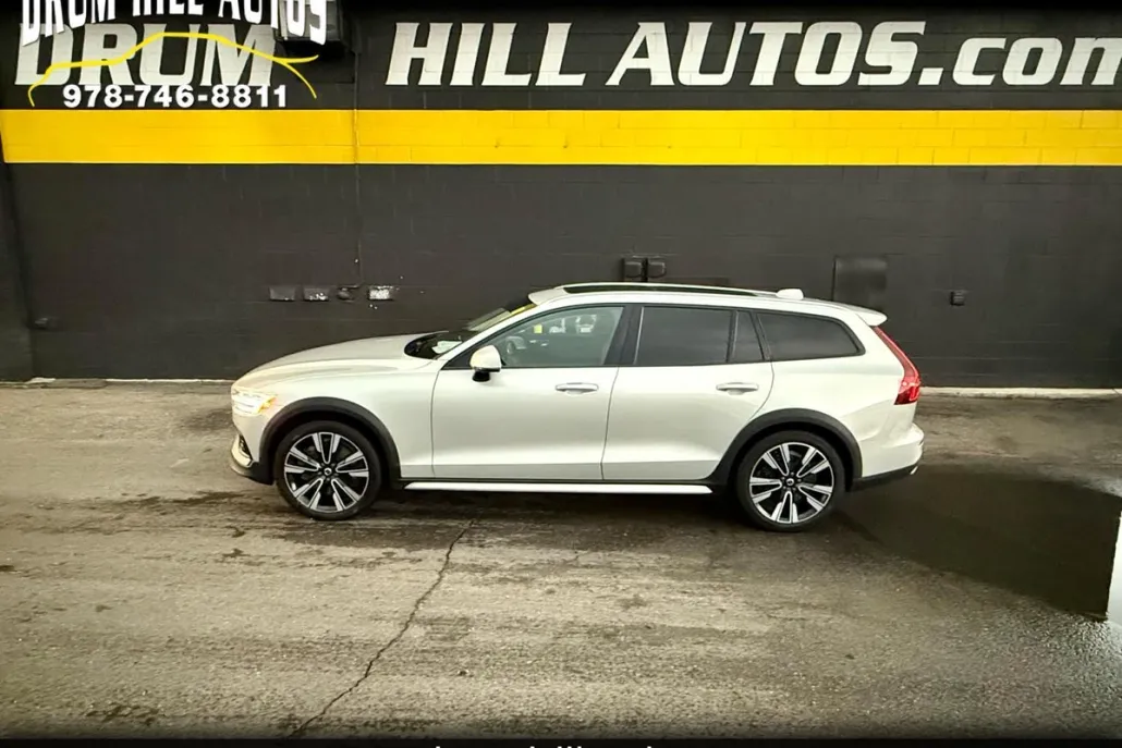 2020 Volvo V60 Cross Country T5 AWD photo 1