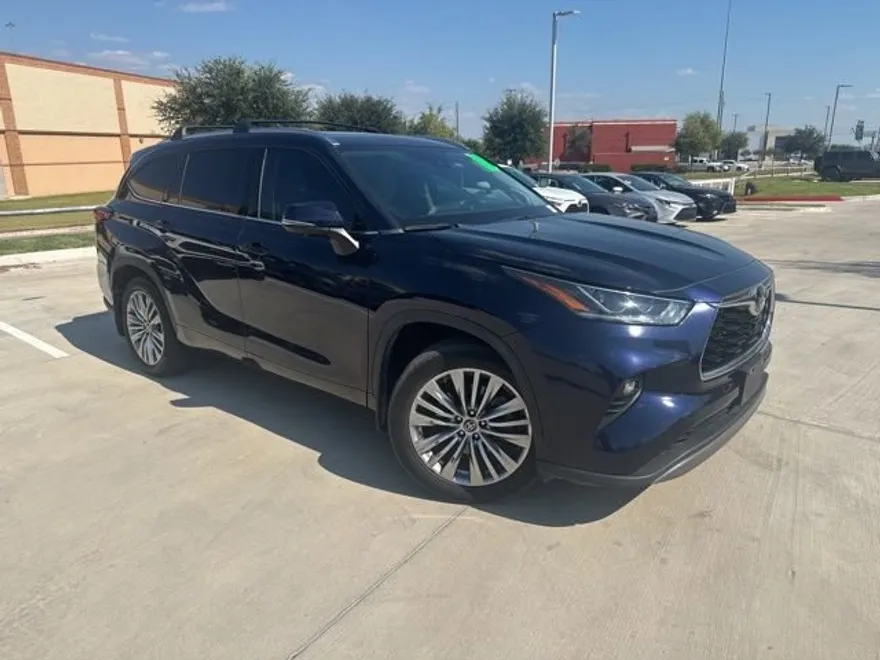 2023 Toyota Highlander Limited Platinum XLE XSE photo 1
