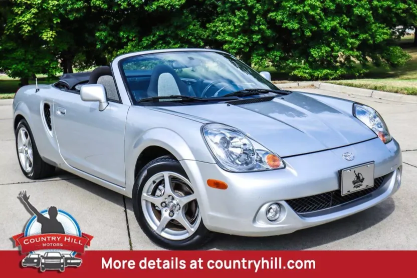 2003 Toyota MR2 Spyder Base photo 1