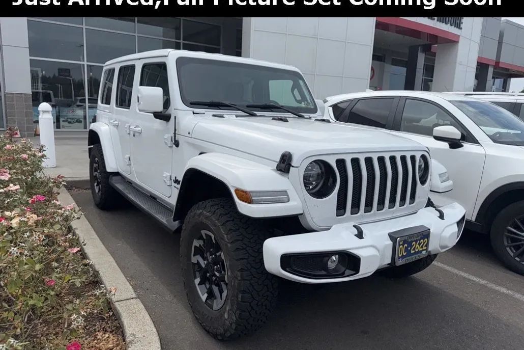 2021 Jeep Wrangler Unlimited Sahara High Altitude photo 1
