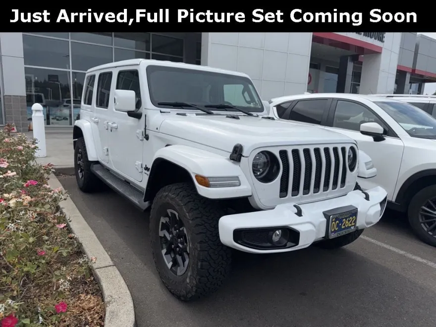 2021 Jeep Wrangler Unlimited Sahara High Altitude photo 1