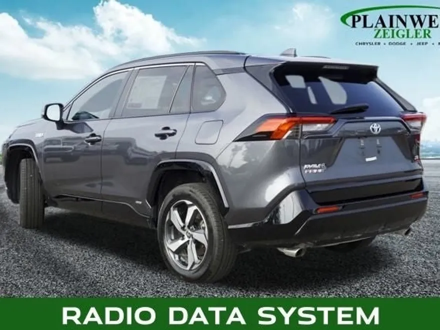 2022 Toyota RAV4 Prime SE photo 1