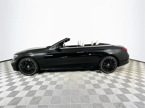 2026 Mercedes Benz CLE 300 4MATIC Cabriolet photo 4