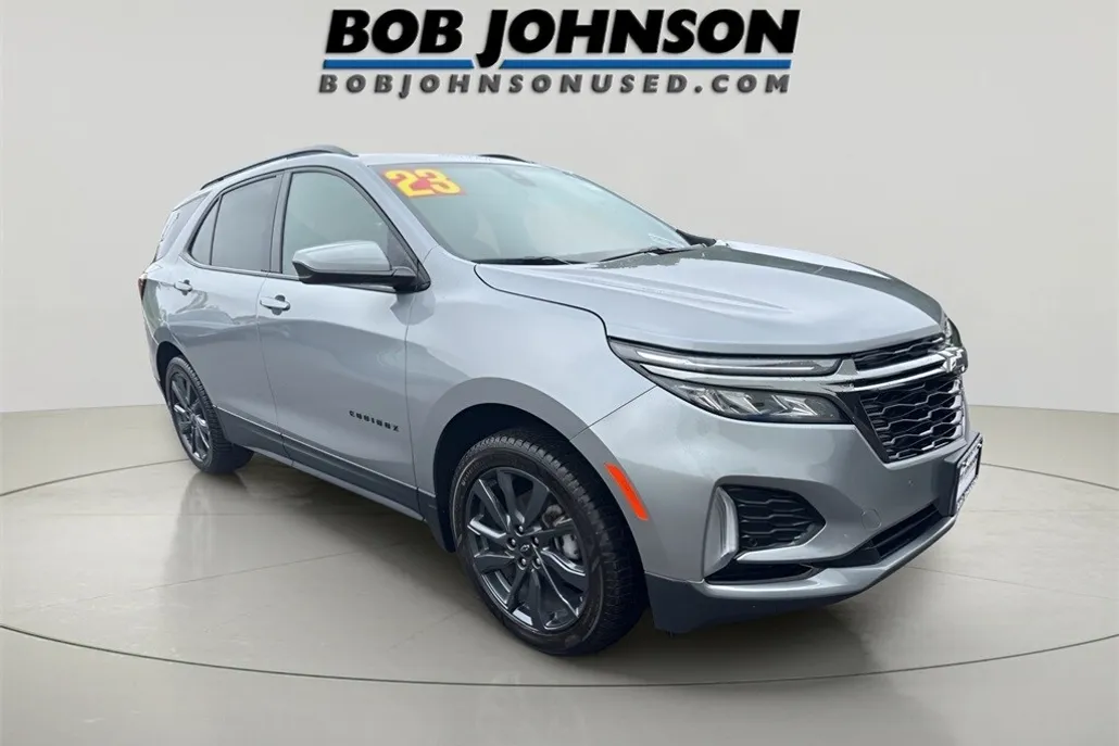 2023 Chevrolet Equinox RS photo 1