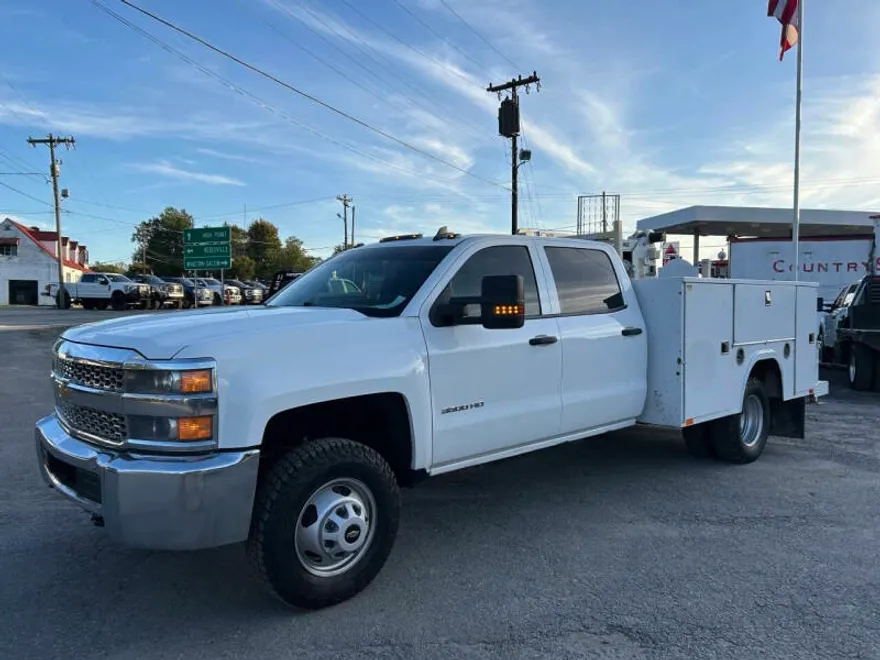 2019 Chevrolet Silverado 3500HD Work Truck photo 1