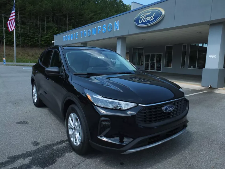 2025 Ford Escape Active photo 1